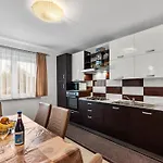 Apartament Alba Sanja I Teran Funtana