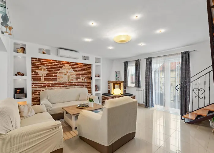 Alba Sanja I Teran Daire Funtana