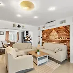 Alba Sanja I Teran Apartment Funtana